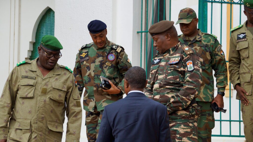 Comment le nouveau vent « panafricaniste » ravive le spectre des coups d’État